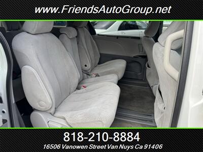 2012 Toyota Sienna LE 8-Passenger   - Photo 31 - Van Nuys, CA 91406