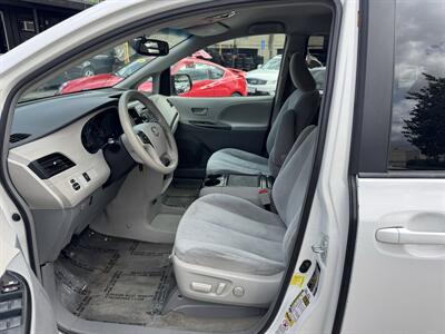 2012 Toyota Sienna LE 8-Passenger - Photo 13 - Van Nuys, CA 91406