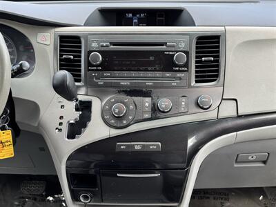 2012 Toyota Sienna LE 8-Passenger - Photo 24 - Van Nuys, CA 91406