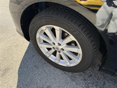 2010 Toyota Venza FWD 4cyl - Photo 24 - Van Nuys, CA 91406