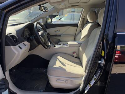 2010 Toyota Venza FWD 4cyl - Photo 10 - Van Nuys, CA 91406