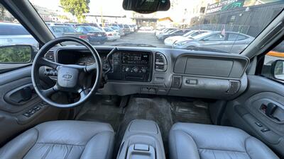 1999 Chevrolet Suburban C1500   - Photo 20 - Van Nuys, CA 91406