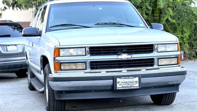 1999 Chevrolet Suburban C1500   - Photo 2 - Van Nuys, CA 91406