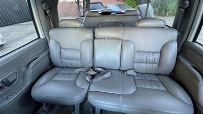 1999 Chevrolet Suburban C1500   - Photo 19 - Van Nuys, CA 91406