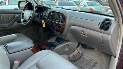 2006 Toyota Tundra Limited   - Photo 10 - Van Nuys, CA 91406