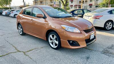 2009 Toyota Matrix XR   - Photo 2 - Van Nuys, CA 91406