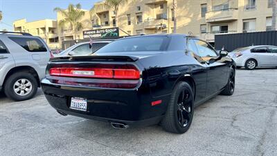 2013 Dodge Challenger SXT Plus   - Photo 3 - Van Nuys, CA 91406