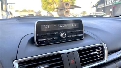 2014 Mazda Mazda3 i Touring   - Photo 15 - Van Nuys, CA 91406