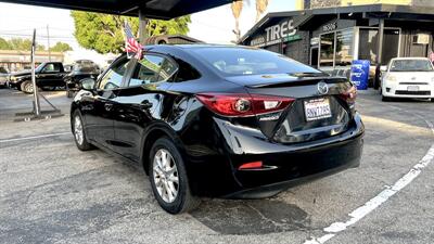 2014 Mazda Mazda3 i Touring   - Photo 4 - Van Nuys, CA 91406