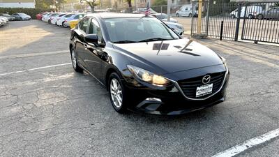 2014 Mazda Mazda3 i Touring   - Photo 2 - Van Nuys, CA 91406