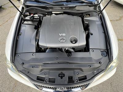 2010 Lexus IS 250   - Photo 34 - Van Nuys, CA 91406
