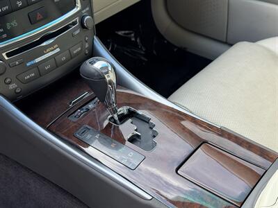 2010 Lexus IS 250   - Photo 26 - Van Nuys, CA 91406