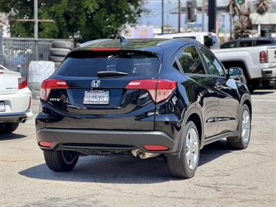 2016 Honda HR-V EX-L w/Navi   - Photo 4 - Van Nuys, CA 91406