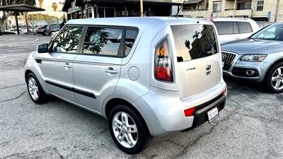 2011 Kia Soul +   - Photo 3 - Van Nuys, CA 91406