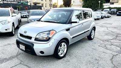 2011 Kia Soul +   - Photo 1 - Van Nuys, CA 91406