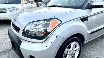 2011 Kia Soul +   - Photo 19 - Van Nuys, CA 91406