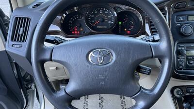 2001 Toyota Highlander   - Photo 21 - Van Nuys, CA 91406