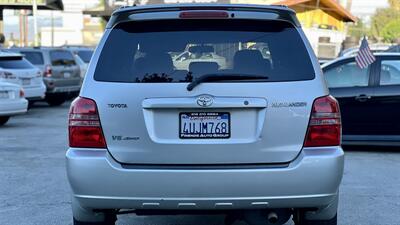 2001 Toyota Highlander   - Photo 10 - Van Nuys, CA 91406