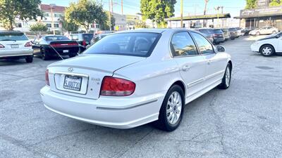 2004 Hyundai SONATA GLS   - Photo 4 - Van Nuys, CA 91406