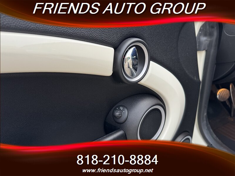 2013 Mini Cooper Coupe S photo 15