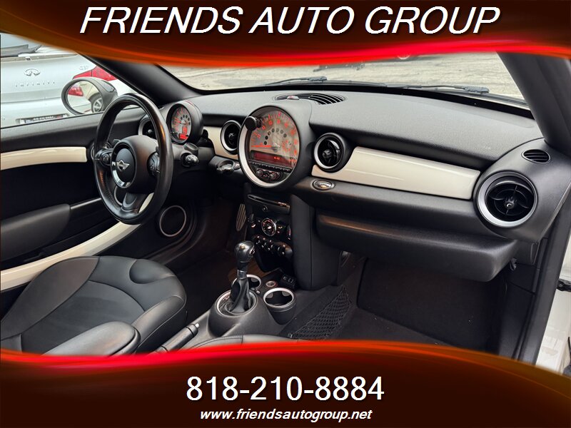 2013 Mini Cooper Coupe S photo 13