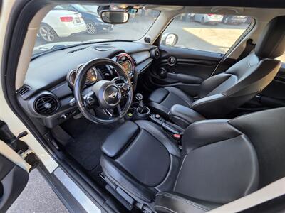 2016 MINI Hardtop 4 Door Cooper   - Photo 12 - Los Angeles, CA 90045