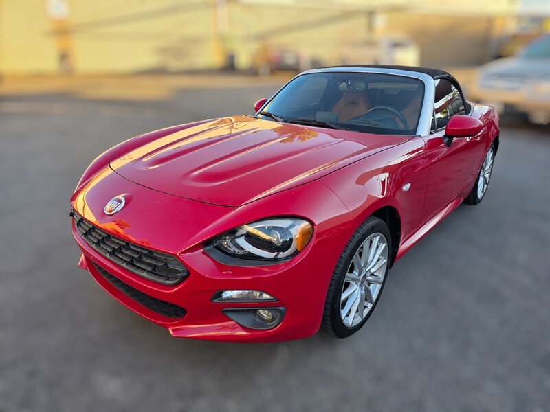 2017 FIAT 124 Spider Lusso  