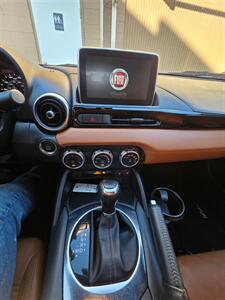 2017 FIAT 124 Spider Lusso - Photo 23 - Los Angeles, CA 90045