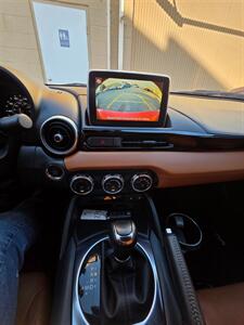 2017 FIAT 124 Spider Lusso - Photo 22 - Los Angeles, CA 90045