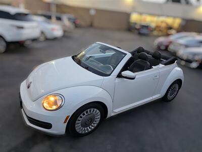 2015 Volkswagen Beetle Convertible 1.8T PZEV   - Photo 12 - Los Angeles, CA 90045