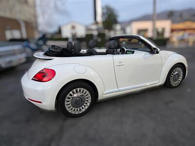 2015 Volkswagen Beetle Convertible 1.8T PZEV   - Photo 11 - Los Angeles, CA 90045