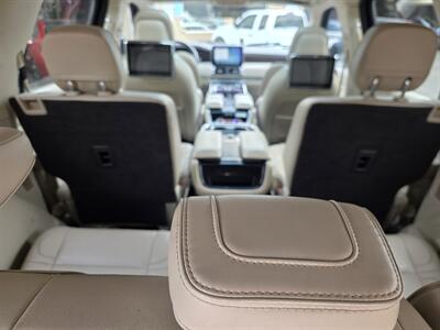 2018 Lincoln Navigator L Reserve   - Photo 16 - Los Angeles, CA 90045