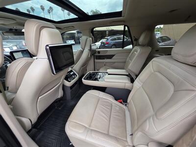 2018 Lincoln Navigator L Reserve   - Photo 14 - Los Angeles, CA 90045