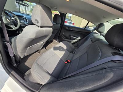 2017 Chevrolet Cruze LT Auto   - Photo 15 - Los Angeles, CA 90045