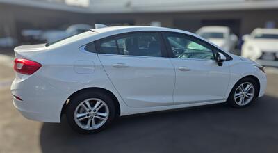 2017 Chevrolet Cruze LT Auto   - Photo 6 - Los Angeles, CA 90045