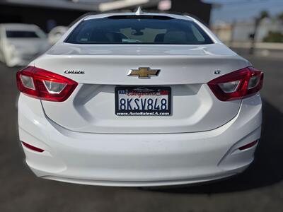 2017 Chevrolet Cruze LT Auto   - Photo 11 - Los Angeles, CA 90045