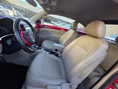 2014 Volkswagen Beetle-Classic 2.5L PZEV   - Photo 12 - Los Angeles, CA 90045