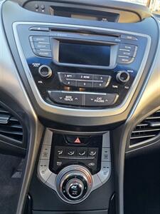 2013 Hyundai ELANTRA Limited   - Photo 14 - Los Angeles, CA 90045