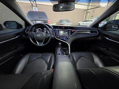 2018 Toyota Camry Hybrid SE   - Photo 13 - Los Angeles, CA 90045