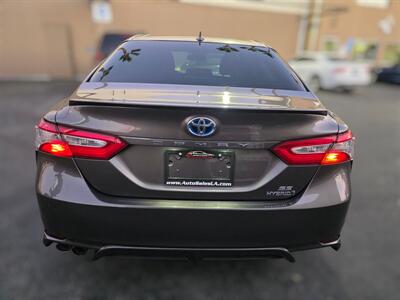 2018 Toyota Camry Hybrid SE   - Photo 2 - Los Angeles, CA 90045