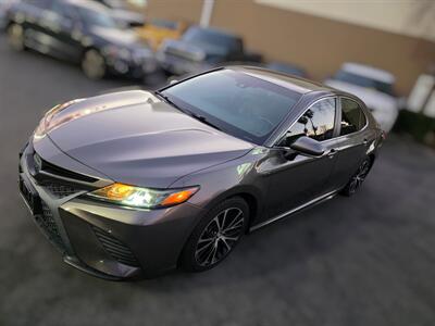 2018 Toyota Camry Hybrid SE   - Photo 9 - Los Angeles, CA 90045