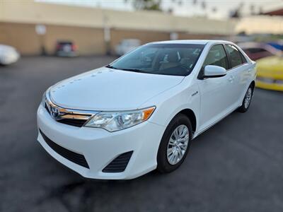 2014 Toyota Camry Hybrid LE Sedan
