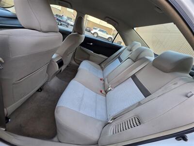 2014 Toyota Camry Hybrid LE   - Photo 15 - Los Angeles, CA 90045