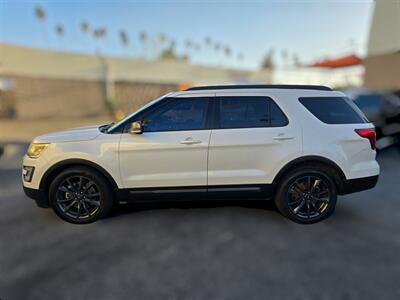 2017 Ford Explorer XLT   - Photo 7 - Los Angeles, CA 90045