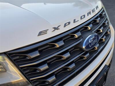 2017 Ford Explorer XLT   - Photo 21 - Los Angeles, CA 90045