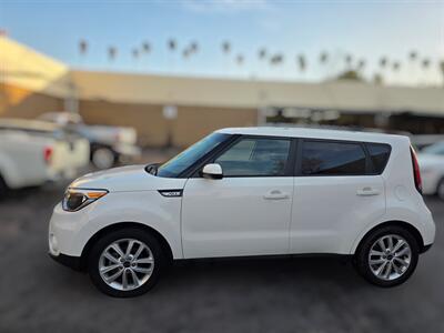 2018 Kia Soul +   - Photo 8 - Los Angeles, CA 90045