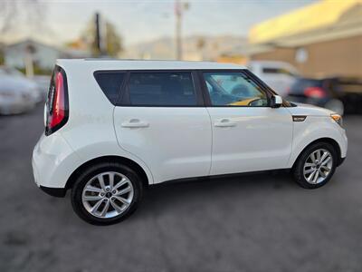 2018 Kia Soul +   - Photo 9 - Los Angeles, CA 90045