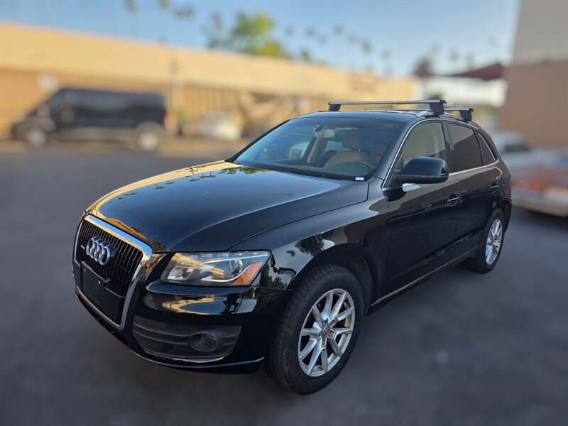 2010 Audi Q5 3.2 quattro Premium Plus - Photo 1 - Los Angeles, CA 90045