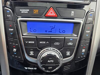 2016 Hyundai ELANTRA GT   - Photo 18 - Los Angeles, CA 90045