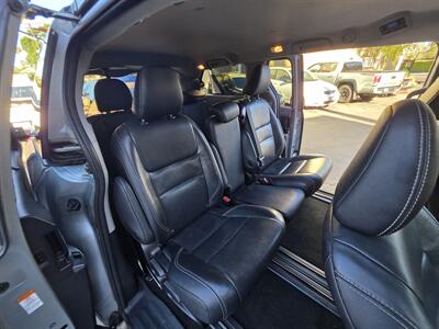 2019 Toyota Sienna SE 8-Passenger   - Photo 17 - Los Angeles, CA 90045